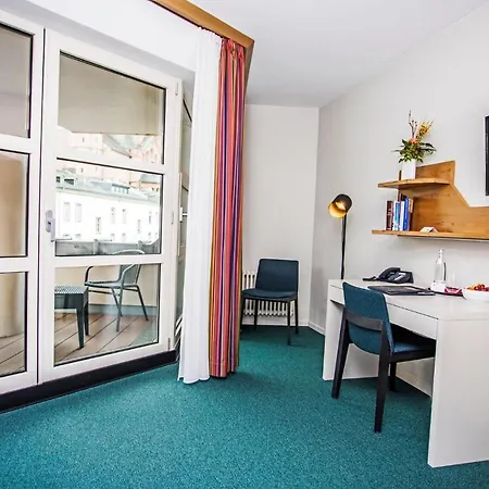 Erbacher Hof, Bistum 4*
