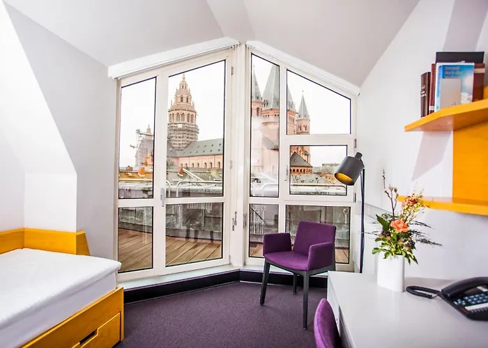 Hotel Erbacher Hof, Bistum Mainz