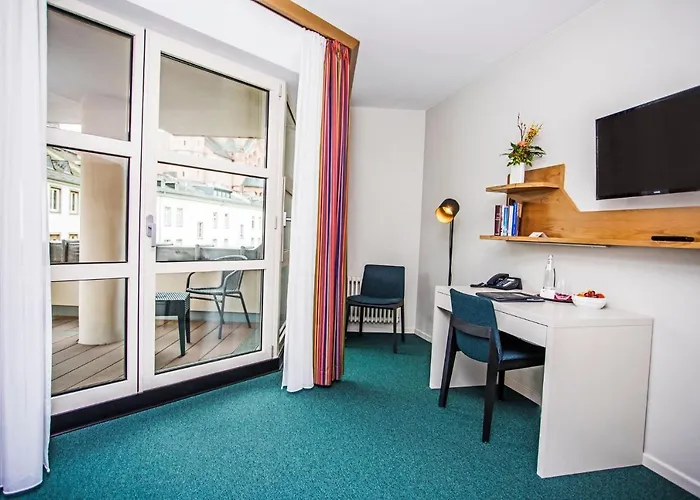 Erbacher Hof, Bistum 4*